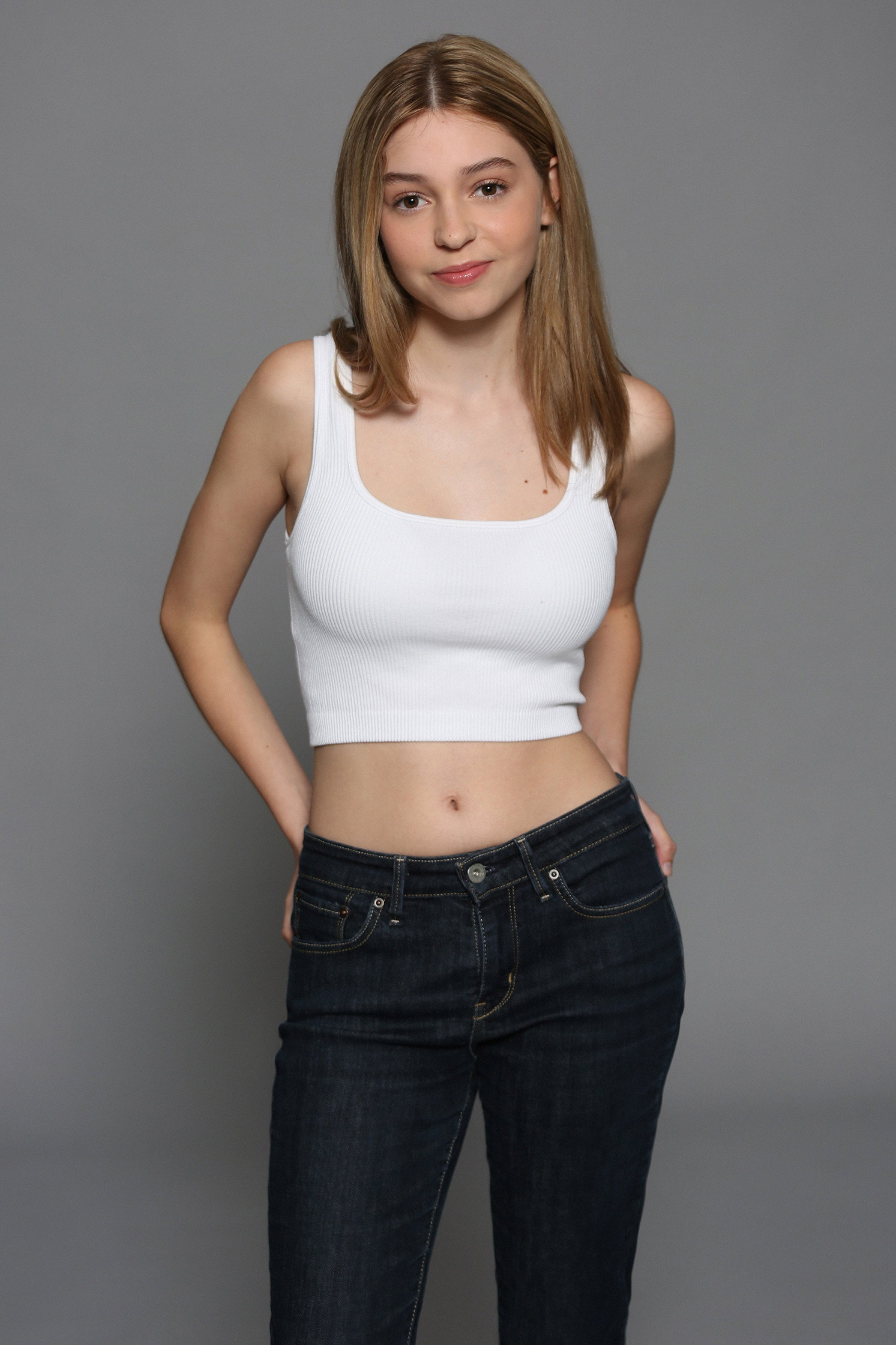 Carla Gris as Martina in The Girls at the Station