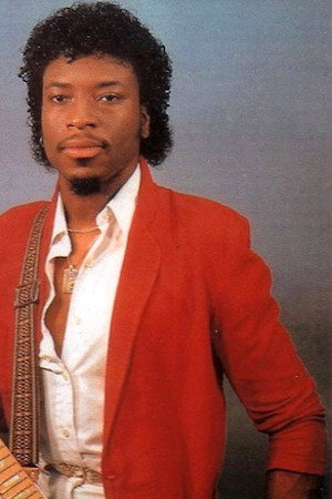 Reggie Griffin as Self - Multi-instrumentalist in Babyface: MTV Unplugged NYC 1997