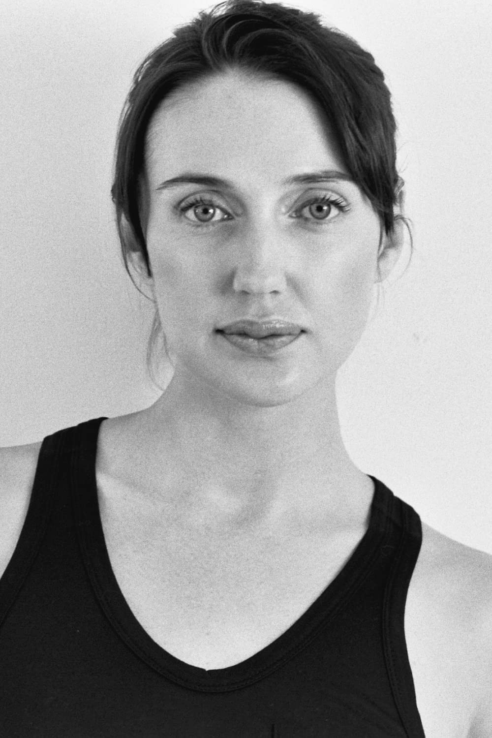 Anna Schafer as Lacey in The Trials of Cate McCall