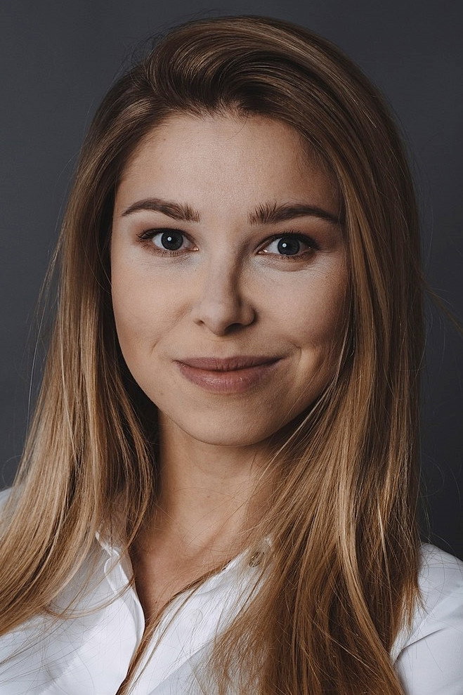 Milena Suszyńska as Gosia in Sama słodycz