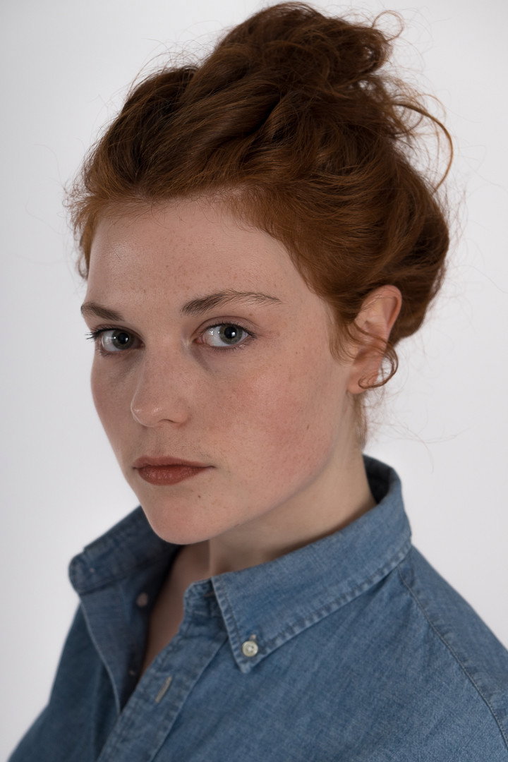 Iris Bry as Georgia in Hugo