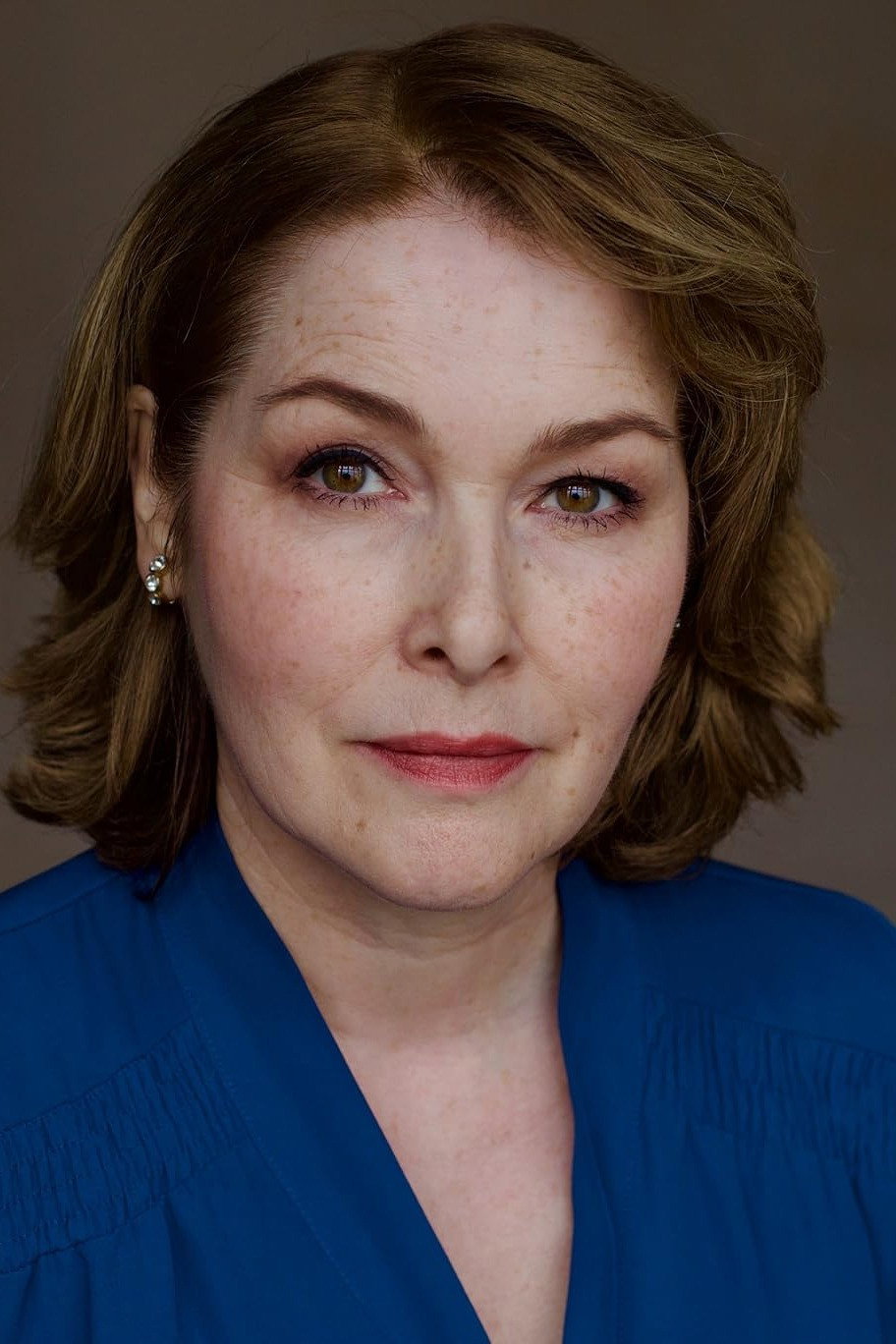 Sarah Lockett as Laura in Dear Vengeance