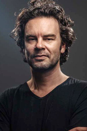 Tom Dewispelaere as Kris in Groenten uit Balen