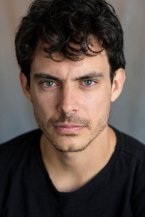 Francisco Angelini as Rafael Romero in Quererte Así
