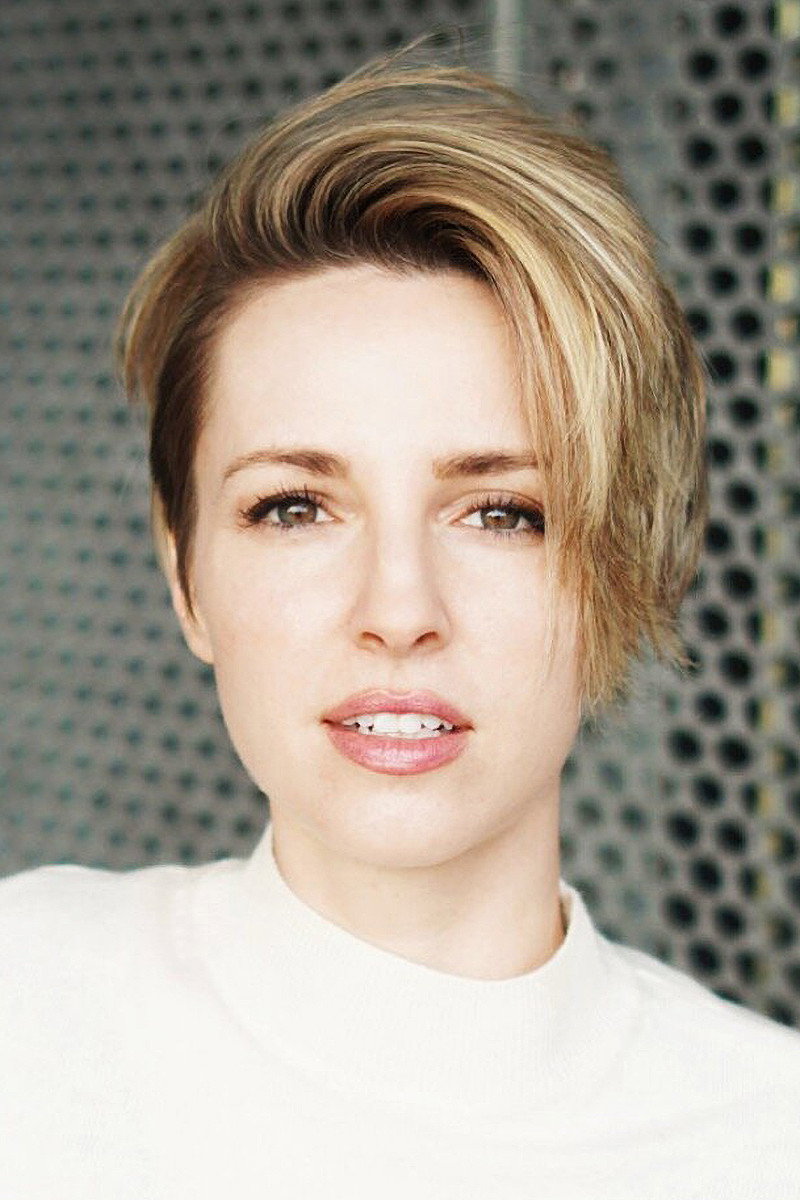 Emma Fitzpatrick as Lyn in The Summoned