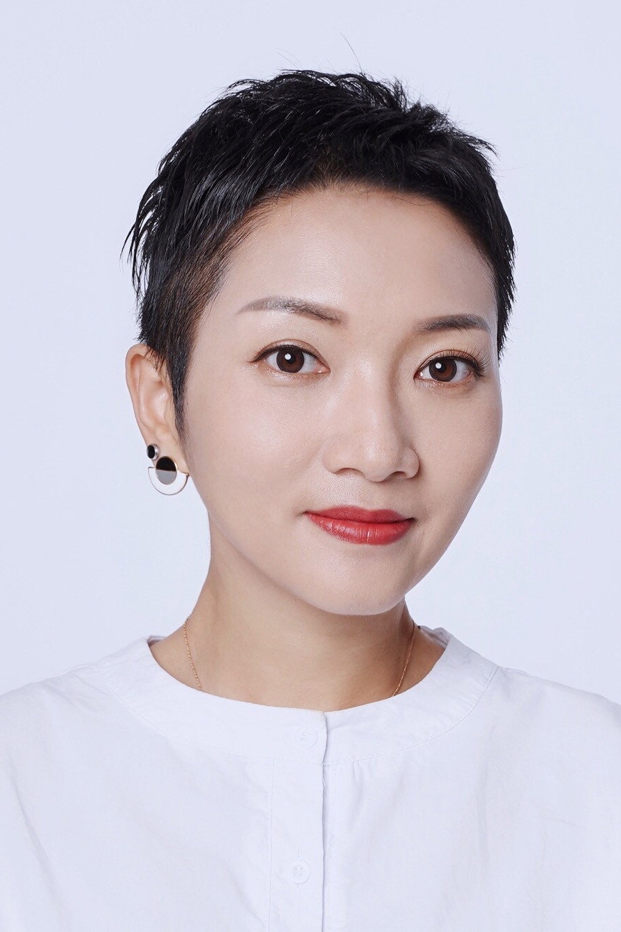 Yanhong Sheng as Self in Action