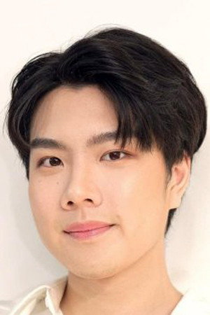 Krit Songsamphant as Kao in The Best Twins