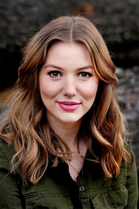 Seána Kerslake as Grace Ahern in Smother