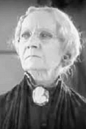 Gertrude Claire as Character Lady in Madame Peacock