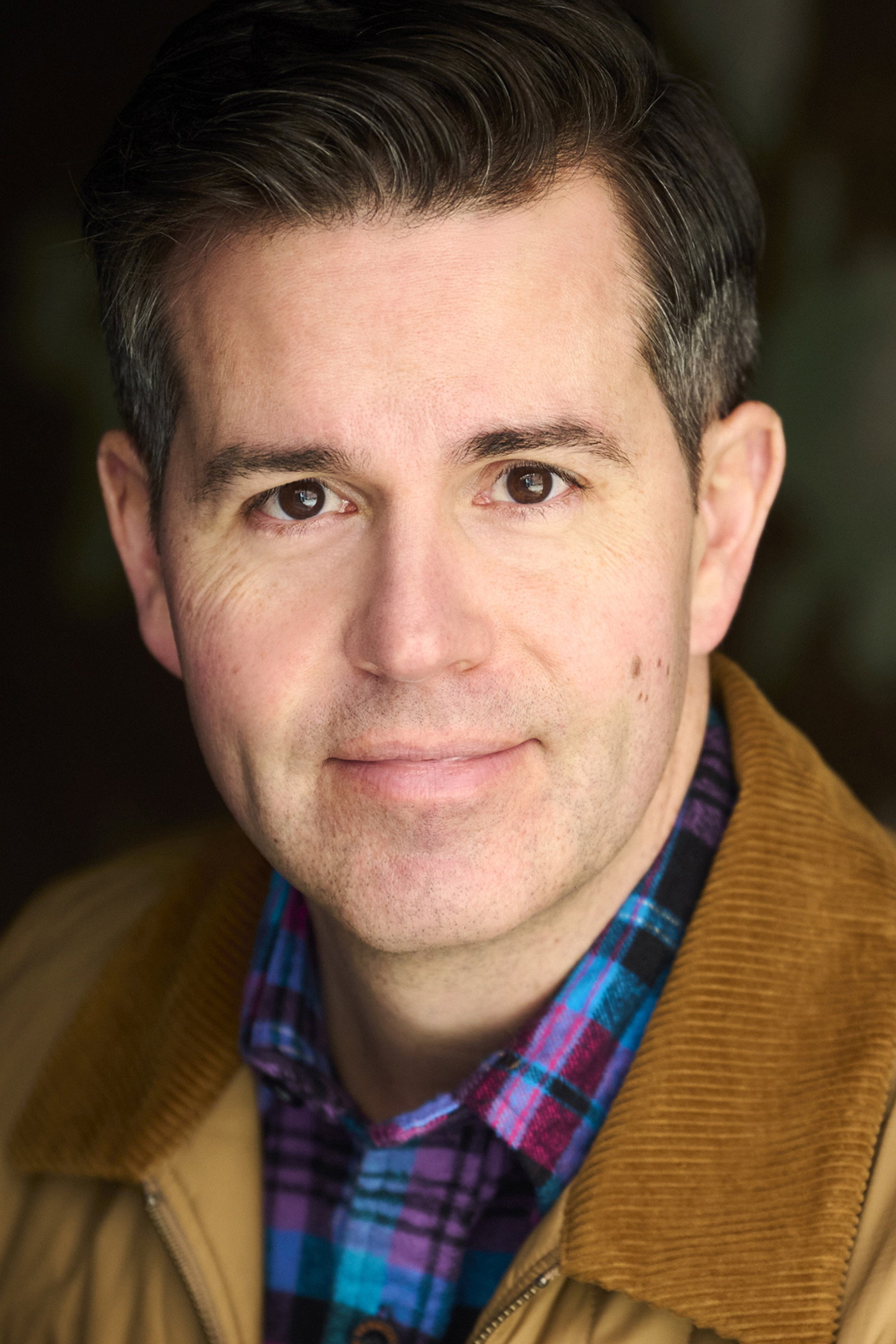 Brian Sills as Vince in We Wish You a Married Christmas