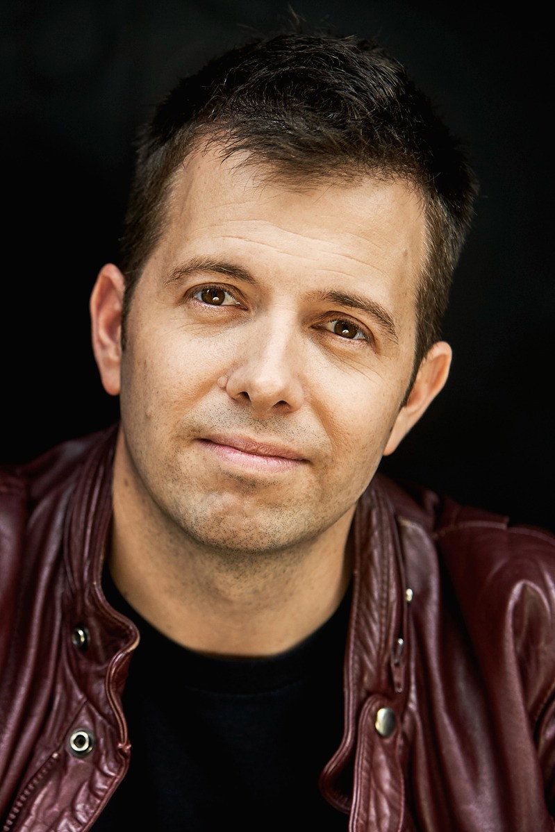 Colin Doyle as Bill Goodwin (voice) in Fangbone!