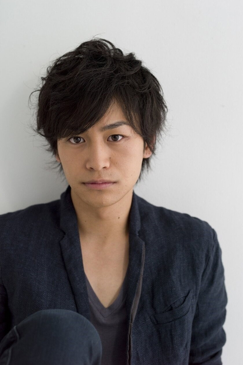 小澤亮太 as Captain Marvelous / Gokai Red in Kaizoku Sentai Gokaiger