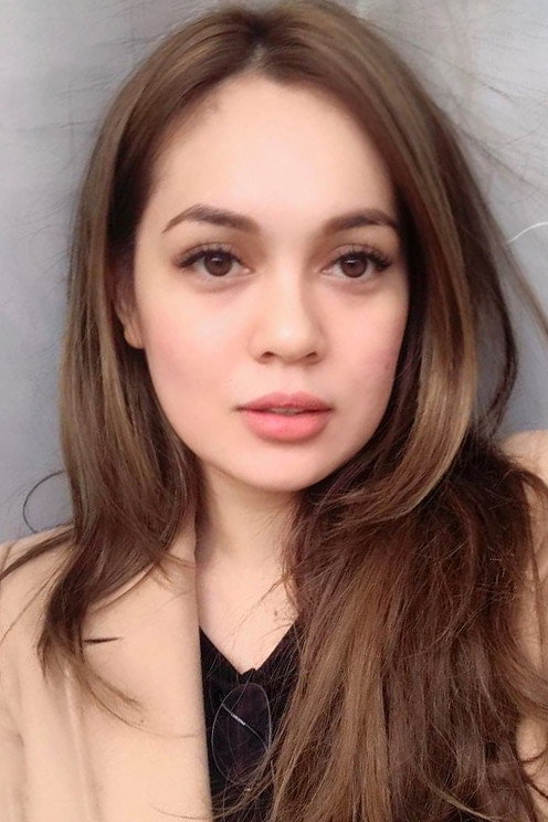 Nelydia Senrose as Hannah Mastura Umar Mukhriz in Bukan Kerana Aku Tak Cinta