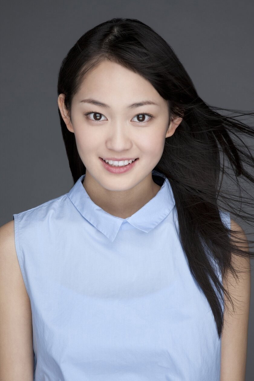 吉本実憂 as Miyumi Yorishima in Shikyu Renai