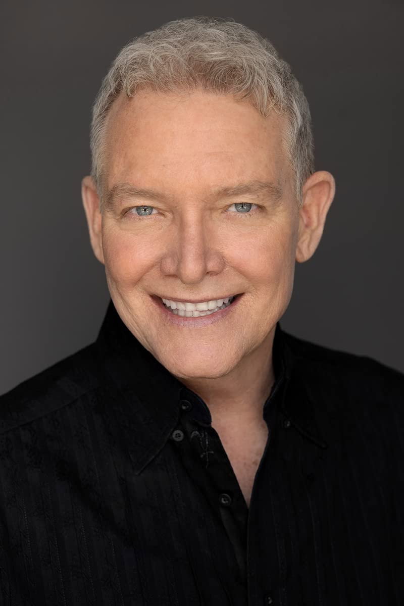 Robert Keith as Mr. Gibbs in Missing Persons