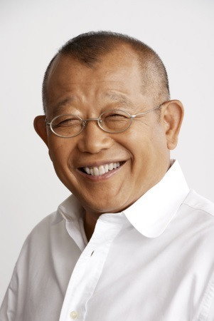 笑福亭鶴瓶 as Sugiura in Thirteen Steps