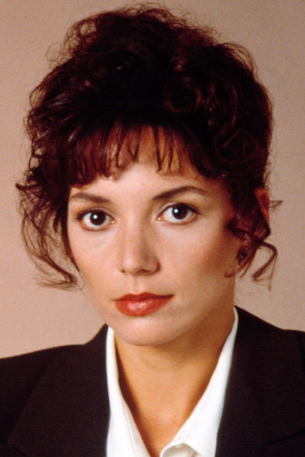 Joanne Whalley as Jess in 40
