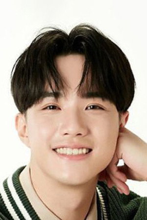 林詠傑 as Wang Xinjia in See Your Love