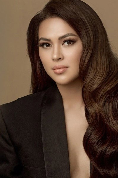 Precious Lara Quigaman as Cordelia "Ella" Sardenas in Mutya