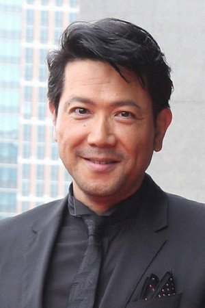 別所哲也 as Yoshioka in Cover as Many Waves as Possible