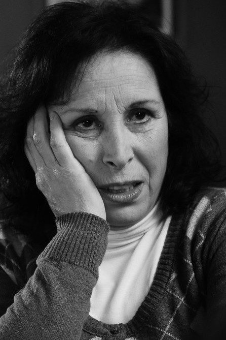 Filomena Gentile as Nancy in Volver a Brasil