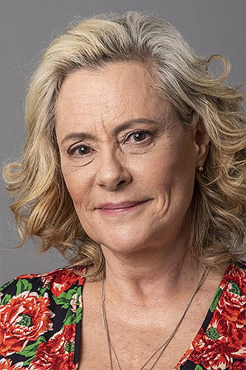 Elizabeth Savalla as Sônia Pereira Rodrigues in O Homem Proibido