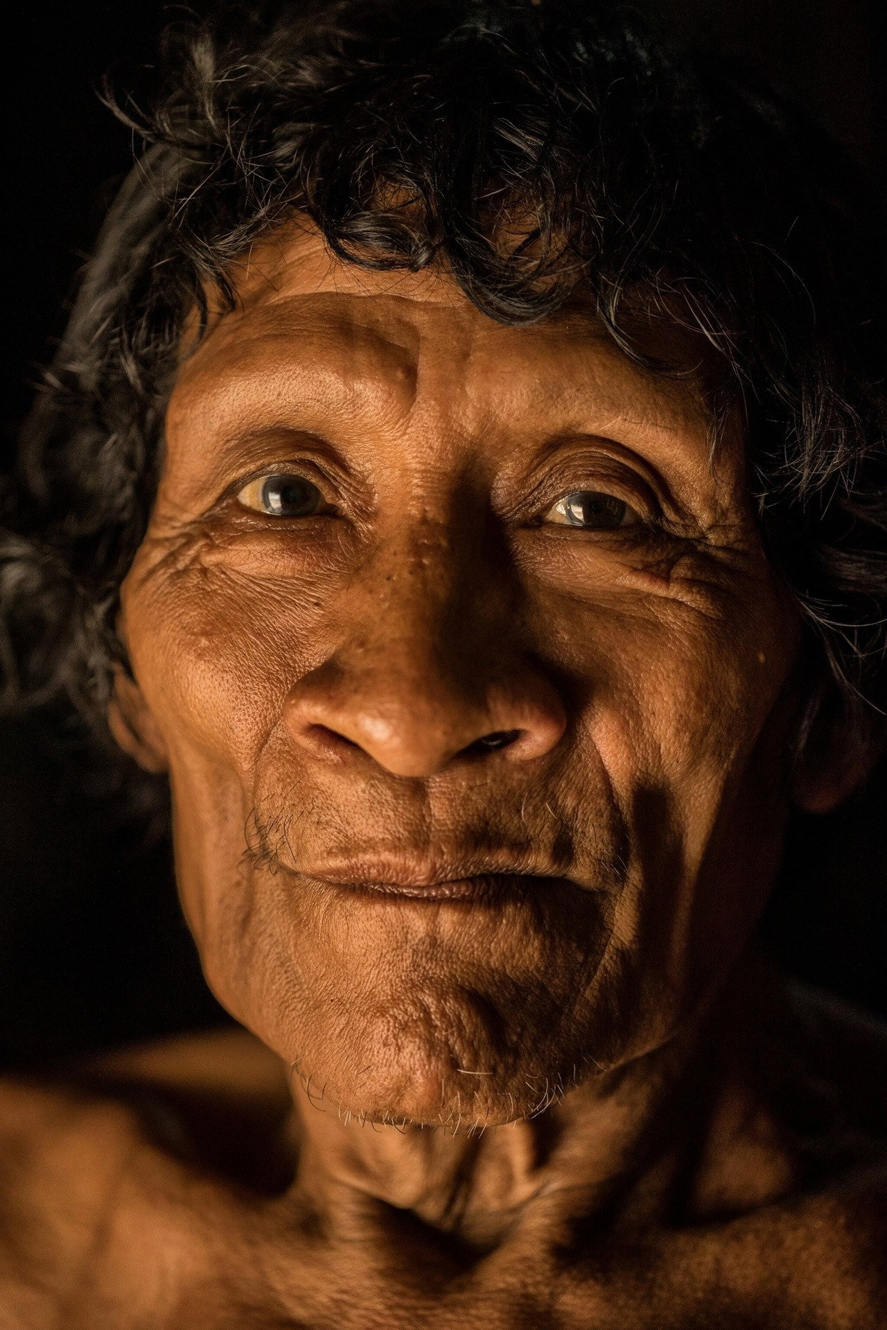 Carapirú as Self / O Índio in The Hills of Disorder