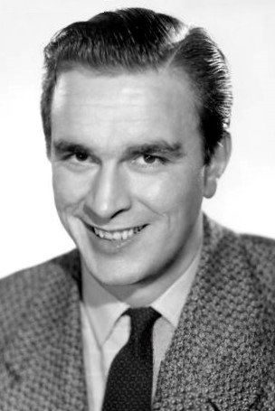 Ian MacDonald as Clagg in Apache