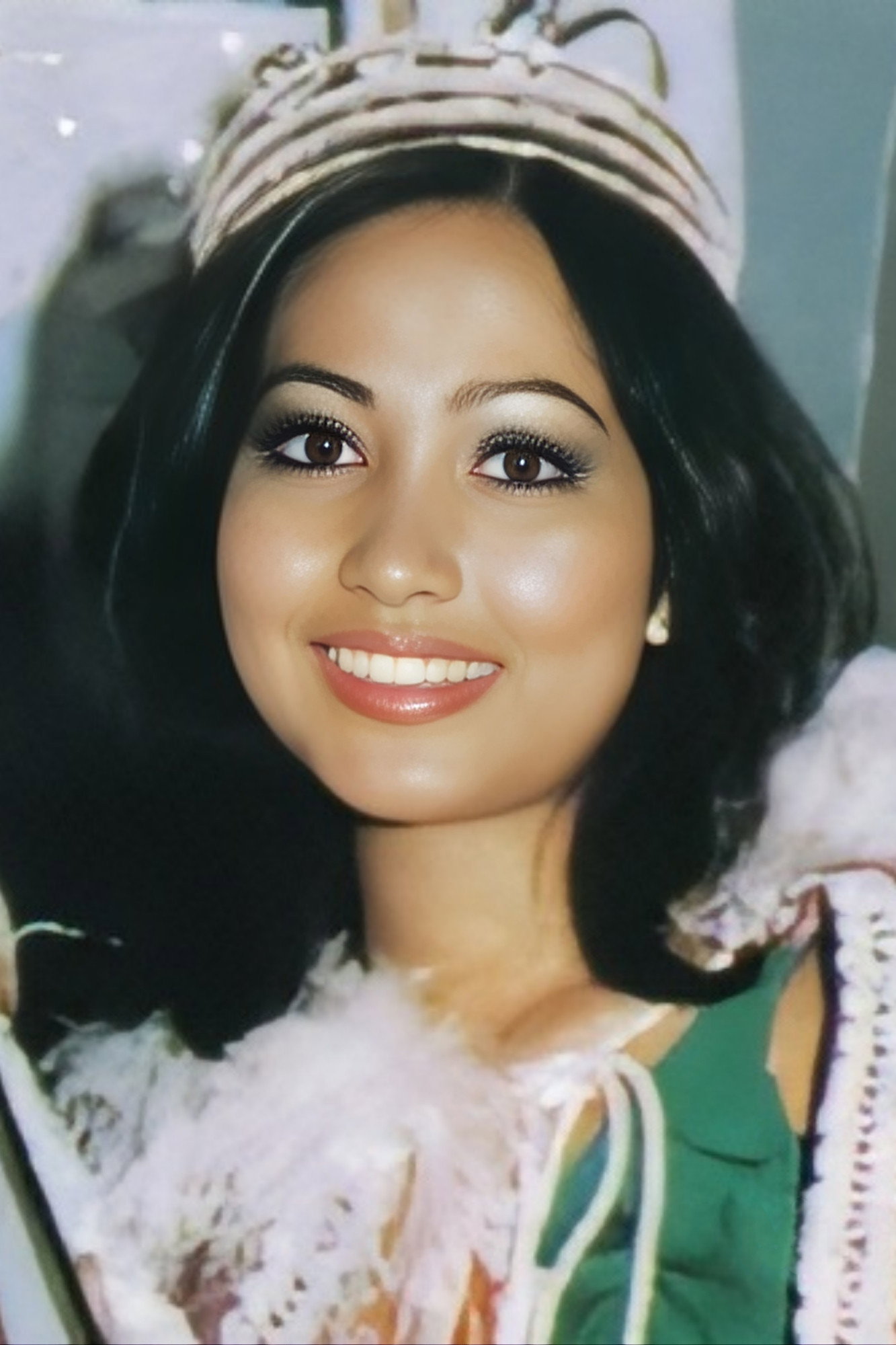 Sirinapha Sawanglum as Lum-nau's Sister in It's Me