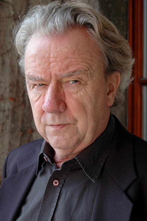 Axel Siefer as Kurt Lowinski in Danni Lowinski
