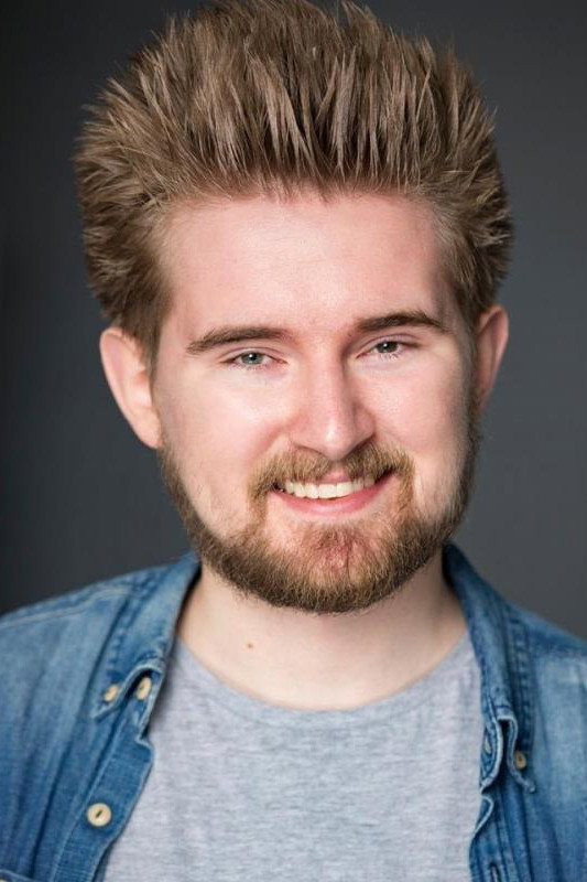 Adam Martyn as Narrator (voice) in Video Scaries