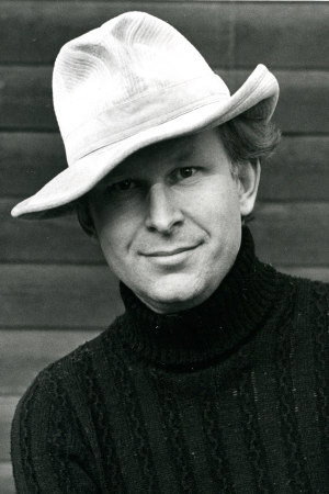Olof Buckard as Minister in I've Got to Live...