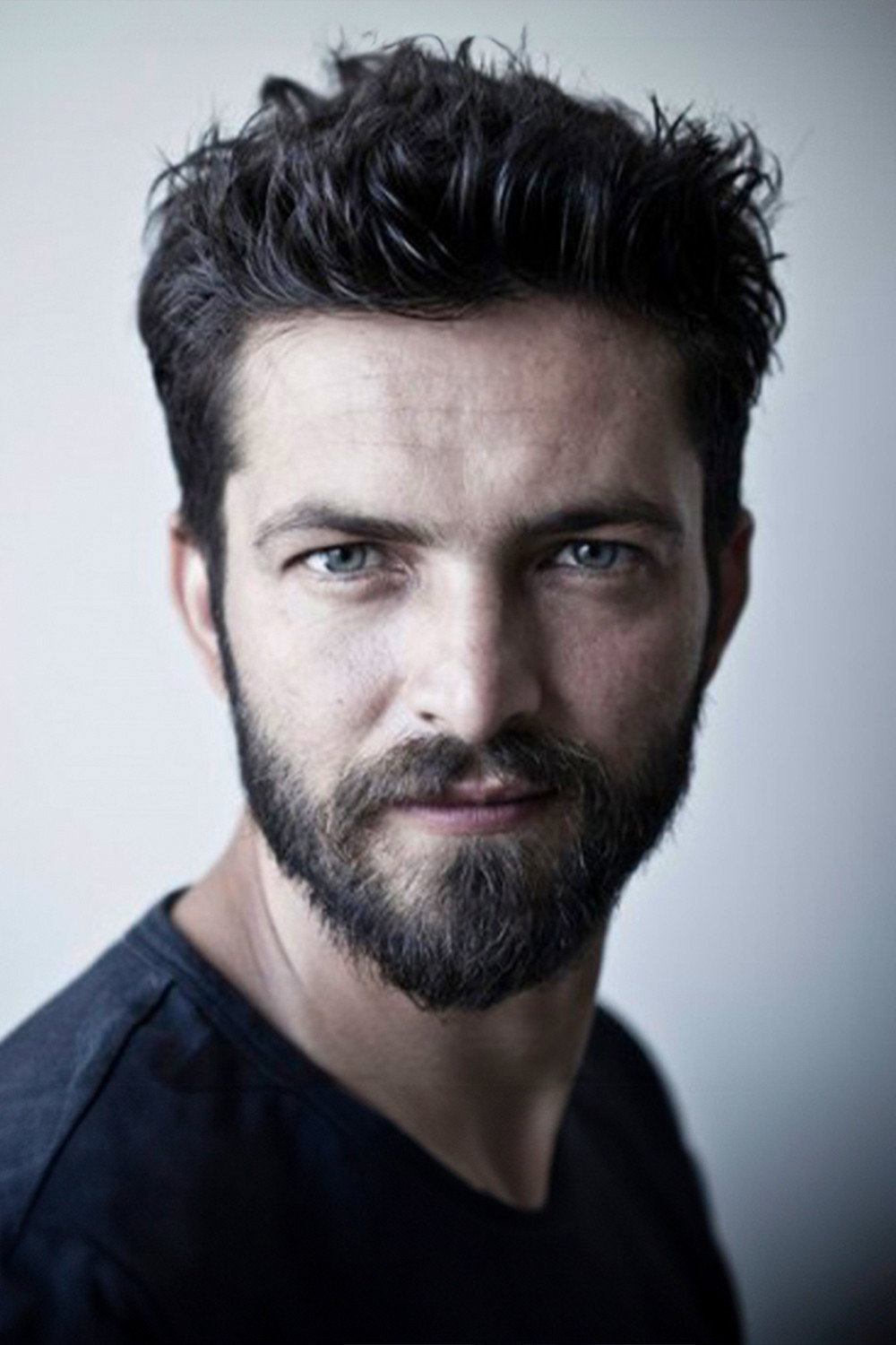 İlker Kızmaz as Cevdet Enis in Kurt Kanunu