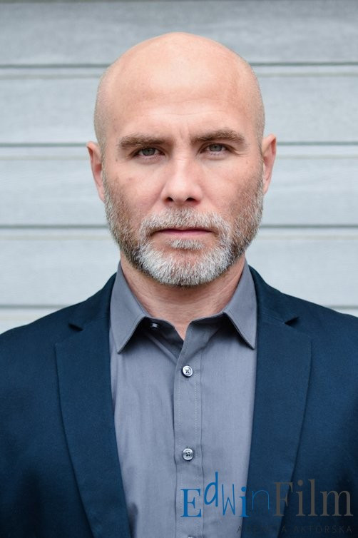 Paweł Kamiński as Policeman in Relax
