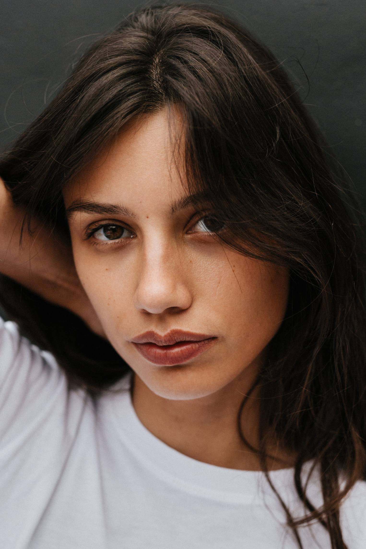 Léa Luce Busato as Annie in Freedom