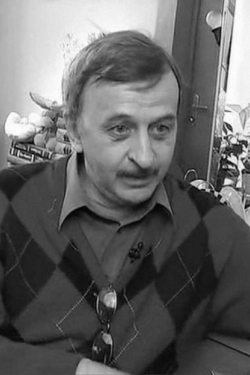 Валерий Кисленко as Pilot in A Dog Was Walking on the Piano