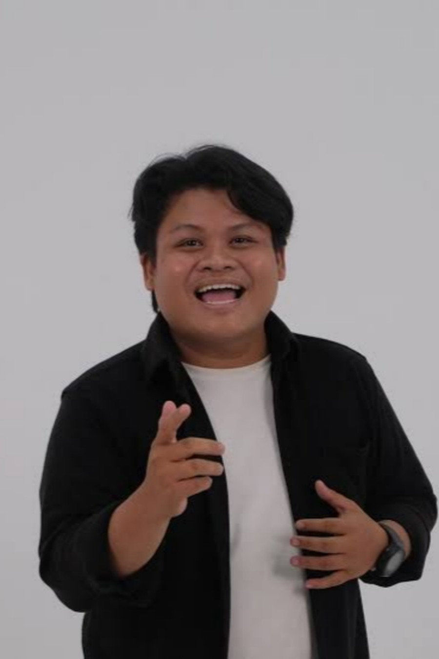 M. Fadholi Ambar as Fadhol in Comic 8 Revolution: Santet K4bin3t