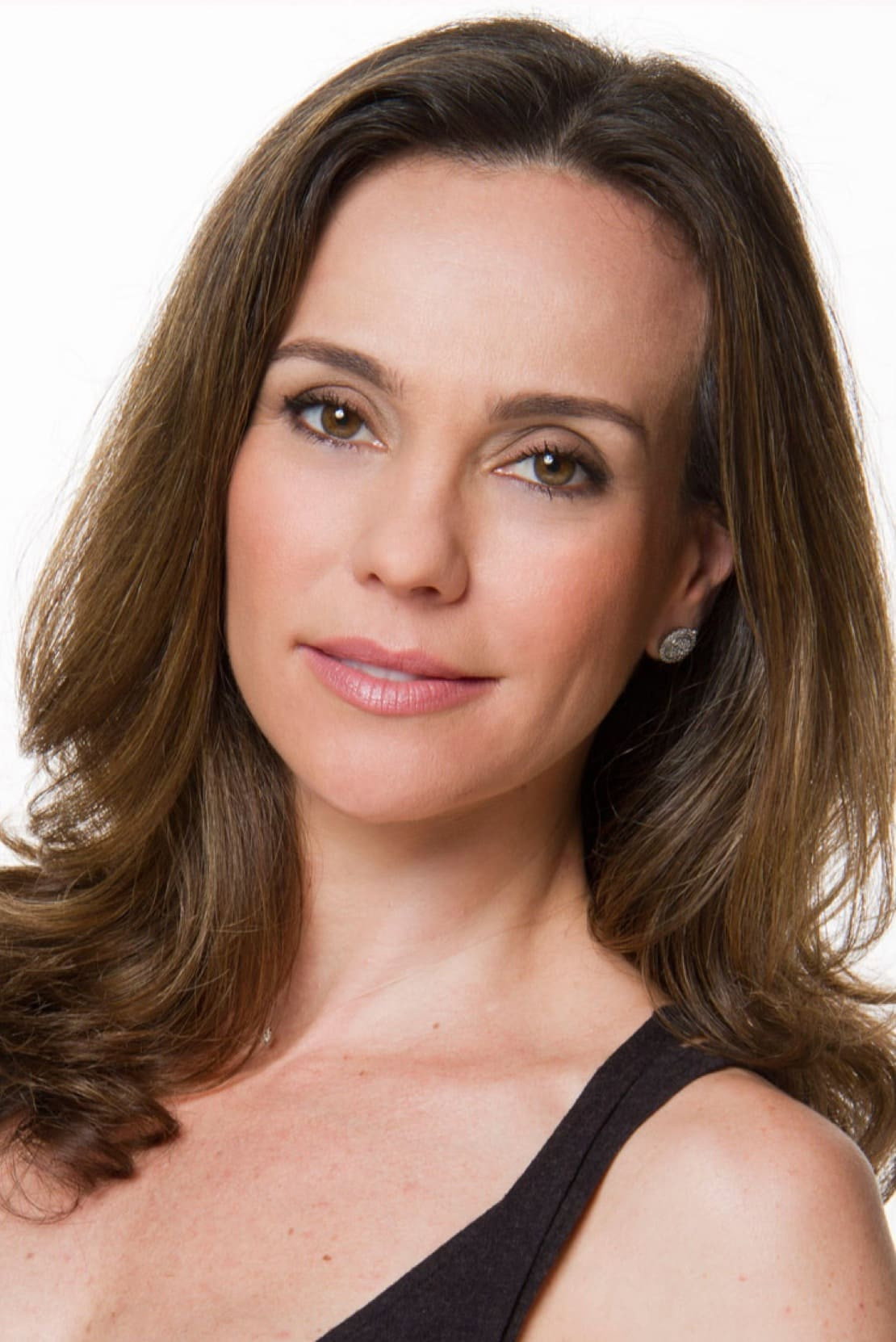Flávia Monteiro as Carolina Correia / Carol in Chiquititas