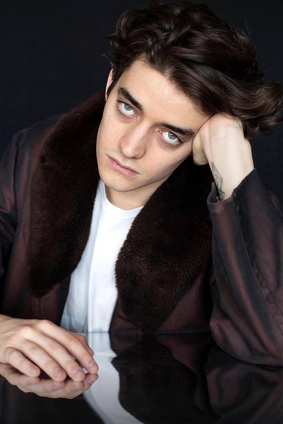 Alex Astort-Fabra as Josh in See You on Venus