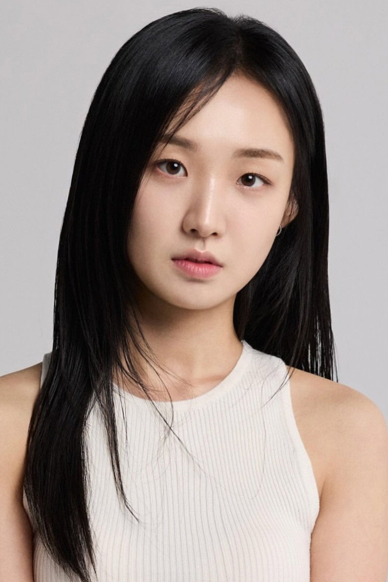한서울 as Go So Young in Ocean Likes Me (Movie)
