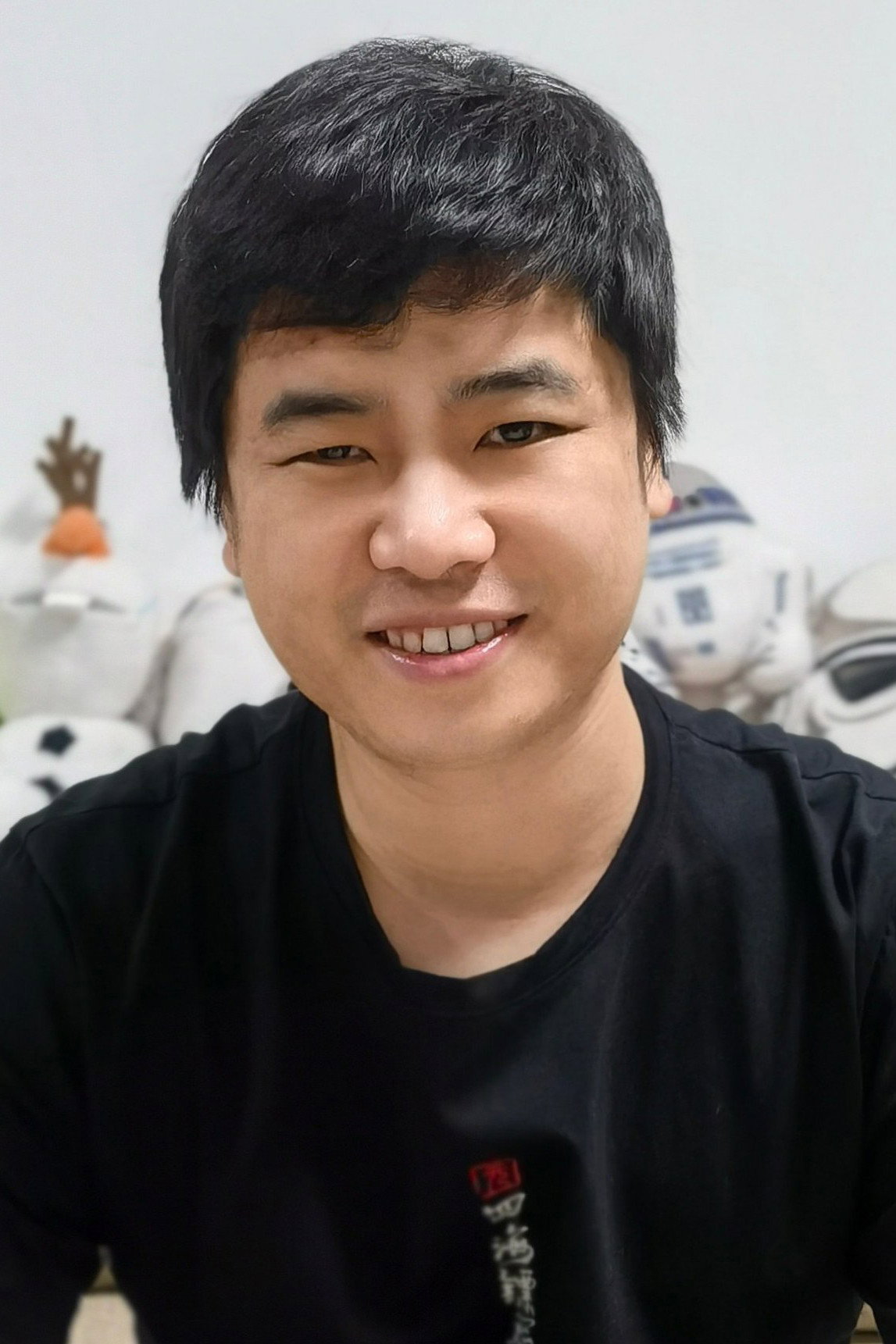 Jianru Zhang as Black Bones (voice) in Run, Tiger Run!