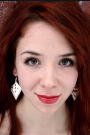 Isabel Pavval as Sámi craftsman/designer in Tema: Samer