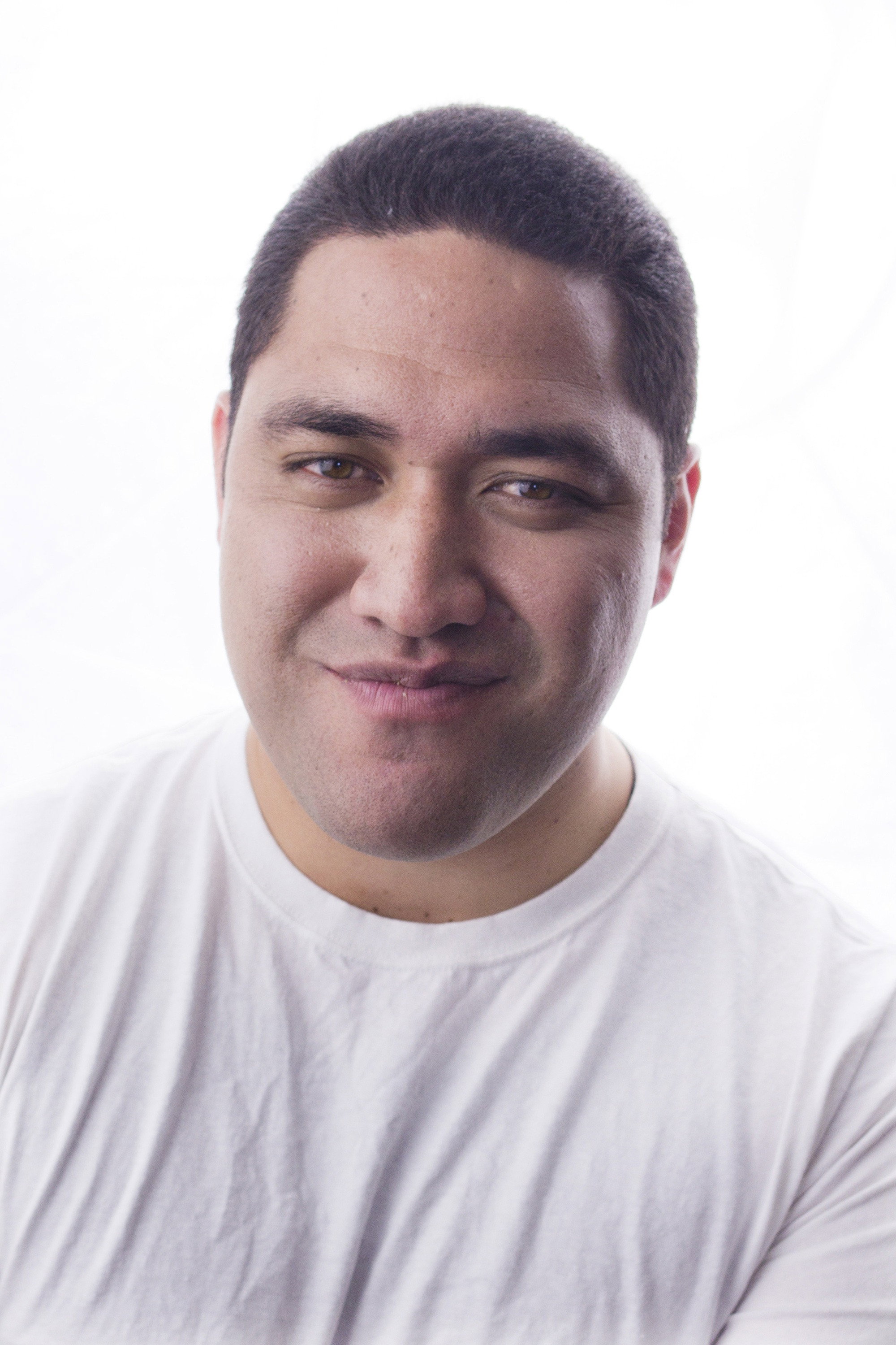 Siua Ikaleʻo as Nāhi in Chief of War