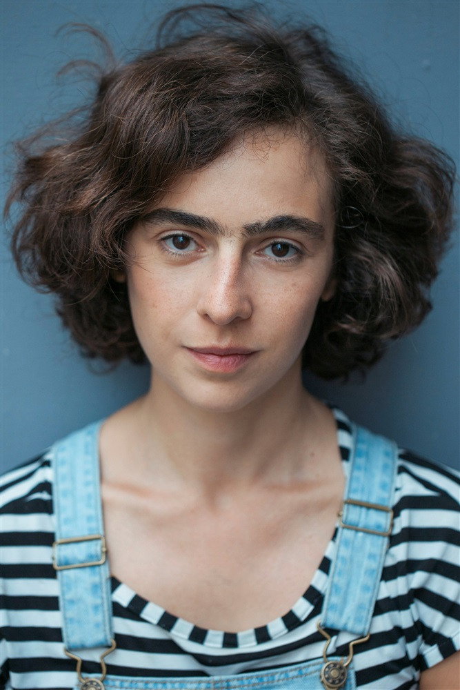 Zoé Besmond de Senneville as Marine in Strike Night