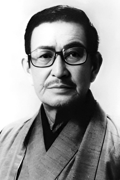 芦田伸介 as Nagai Shinsuke [The Elder brother] in Three Sisters