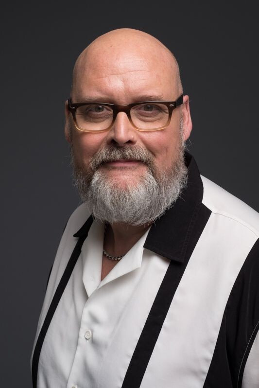 Ronny Svensson as Self in Förrädarna - Återträffen