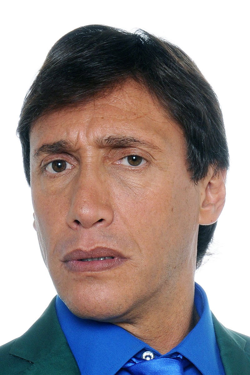 Fabián Gianola as Elbio in The Chosen One