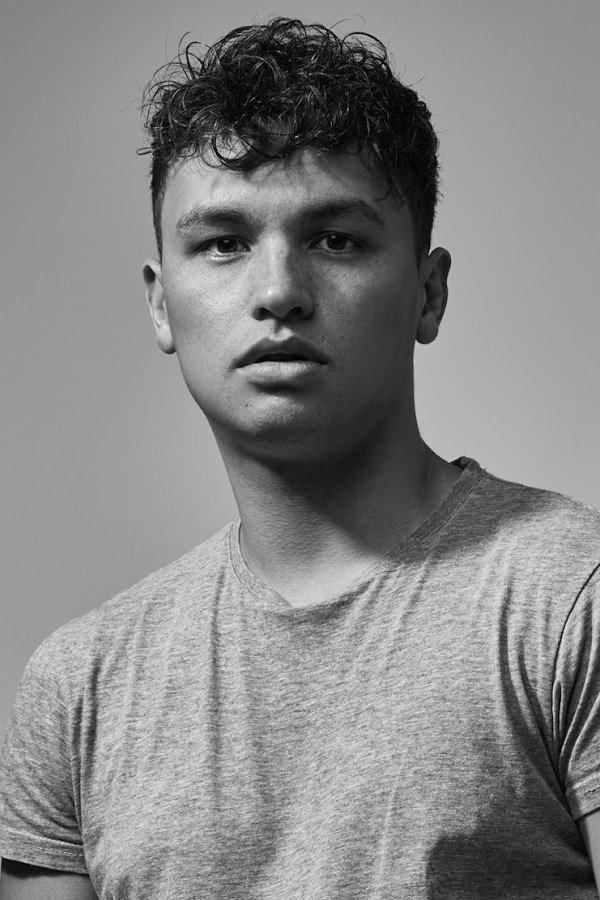 Ricky Sheridan as Axel in Misfit: The Switch