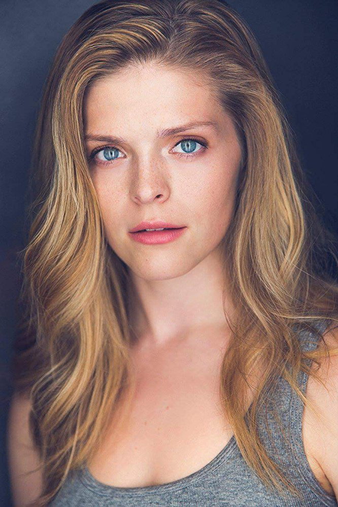 Molly Griggs as Lilly Schumacher in The Residence