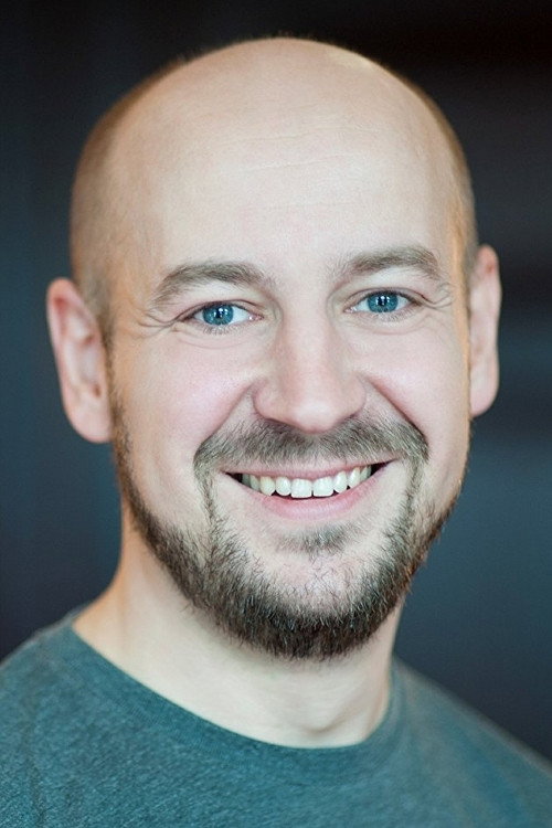 Øystein Martinsen as Erik Elisabeth in Nothing to Laugh About